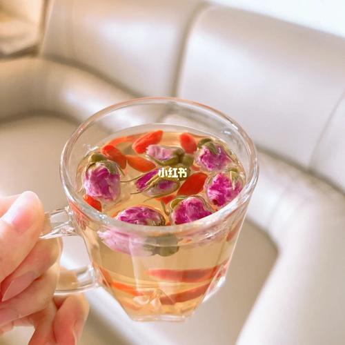 玫瑰花茶和什么搭配好（推荐与玫瑰花茶搭配的食物和饮品）