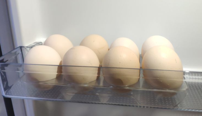 冰箱里放鸡蛋要注意哪些事项（揭晓正确存储鸡蛋的方法）