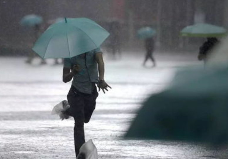 下雨天有紫外线吗（解答下雨天是否存在紫外线辐射）