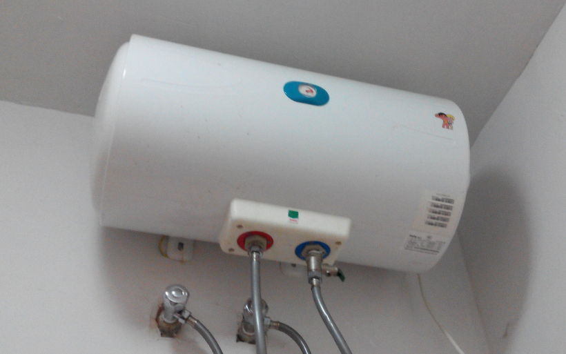 热水器的寿命一般是几年（常见热水器使用寿命和维护保养建议）