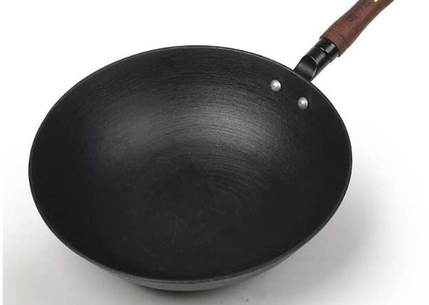 铸铁锅和生铁锅哪个对身体好（对比铸铁锅和生铁锅的优势与适用情况）