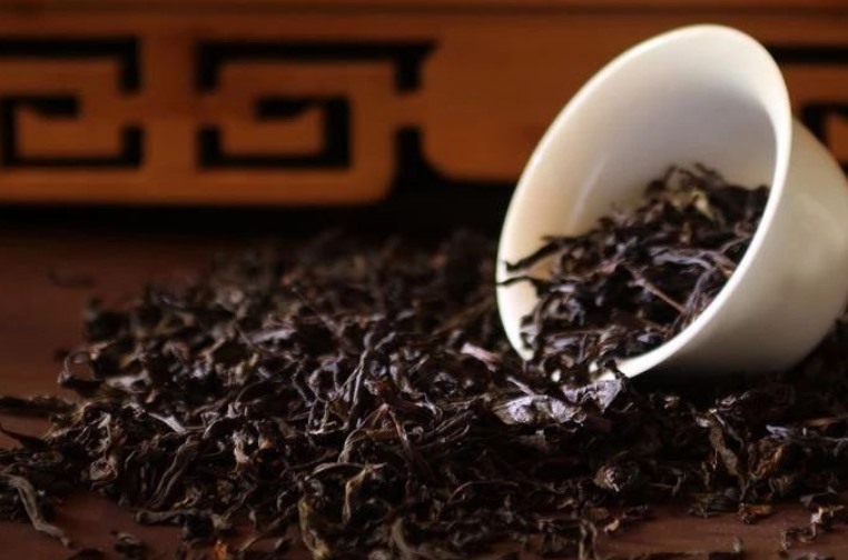 岩茶属于什么茶(深度解析茶叶种类与品质特点)