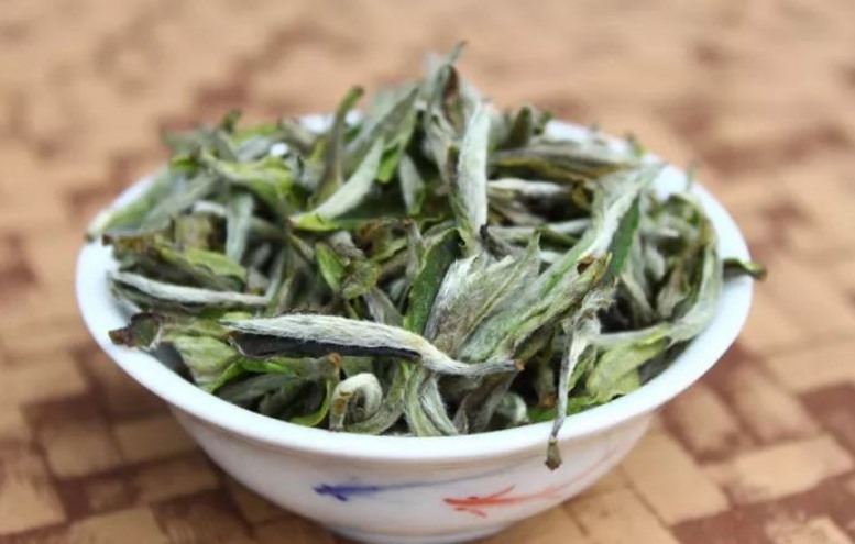白牡丹属于什么茶(深度解析白茶种类与品饮文化)