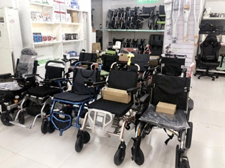 电动轮椅十大名牌（老年电动轮椅选哪个品牌好）