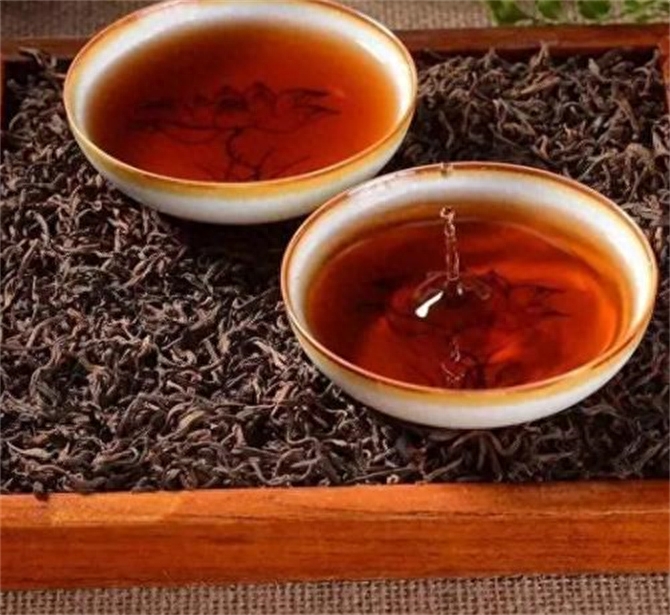 普洱茶属于什么茶（普洱茶是红茶还是绿茶）