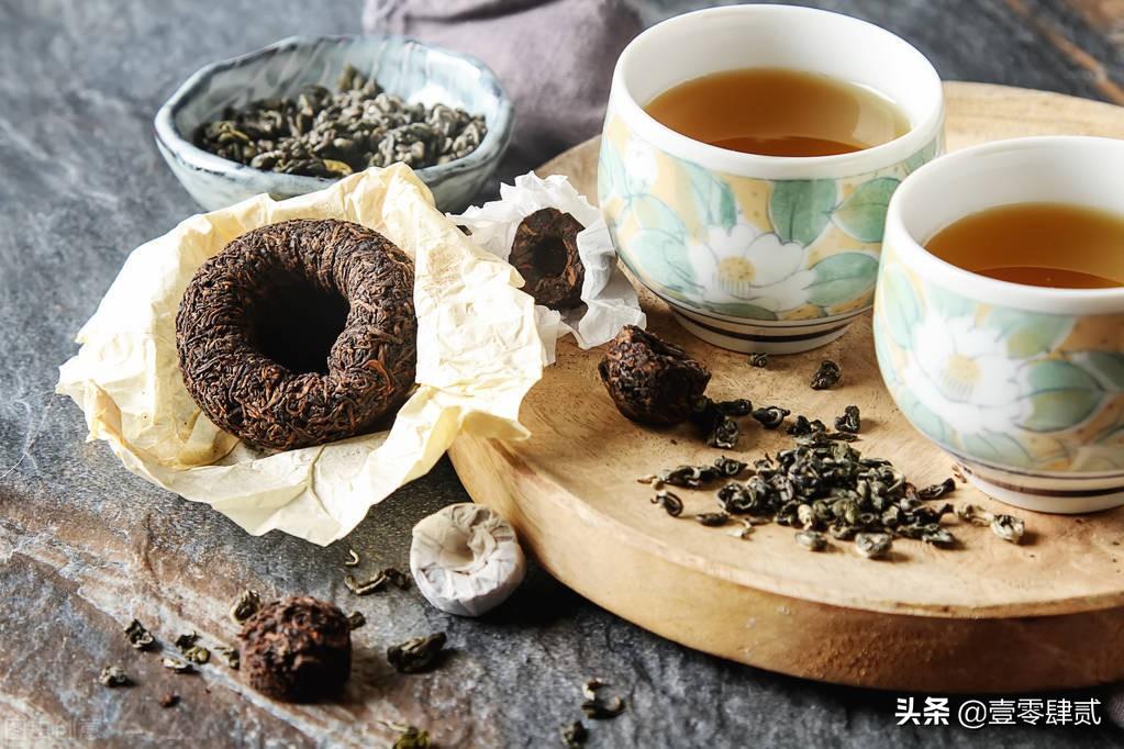 黑茶属于什么茶（黑茶是什么茶与普洱茶的区别）